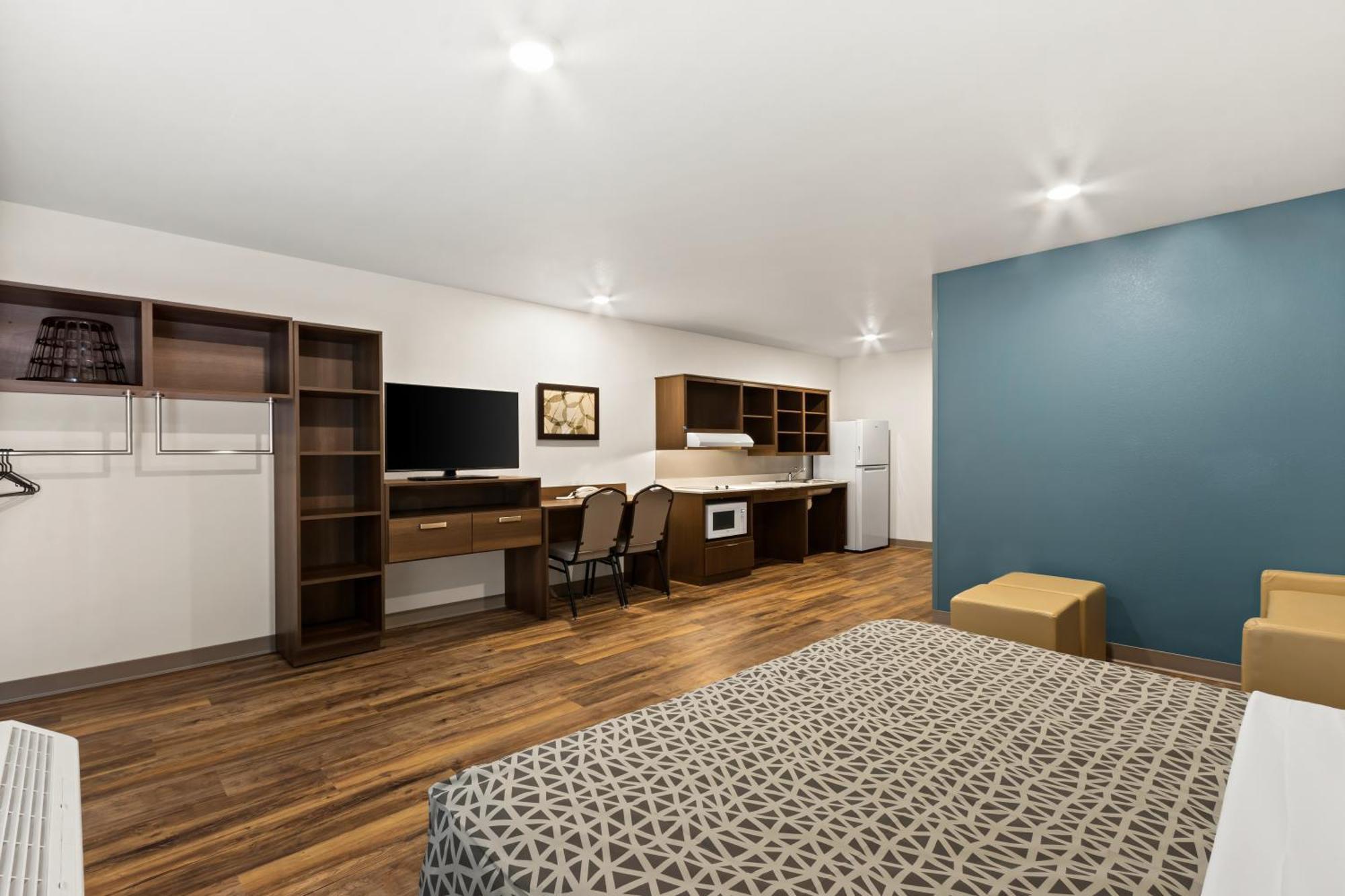 Woodspring Tolleson - Phoenix West Hotel